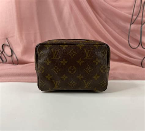 louis vuitton trousse 18|Louis Vuitton Trousse 18 .